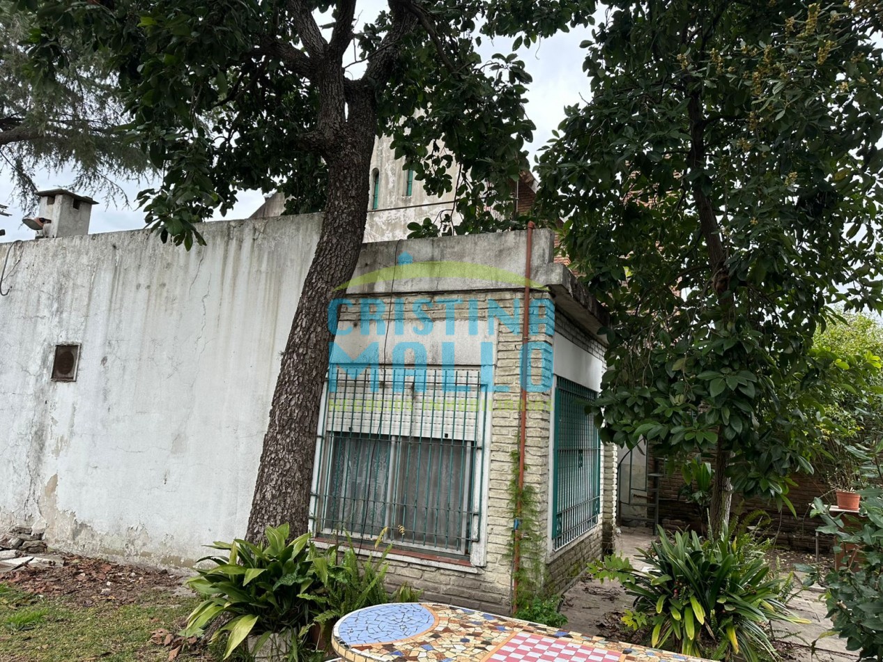 Casa en venta con gran potencial 
